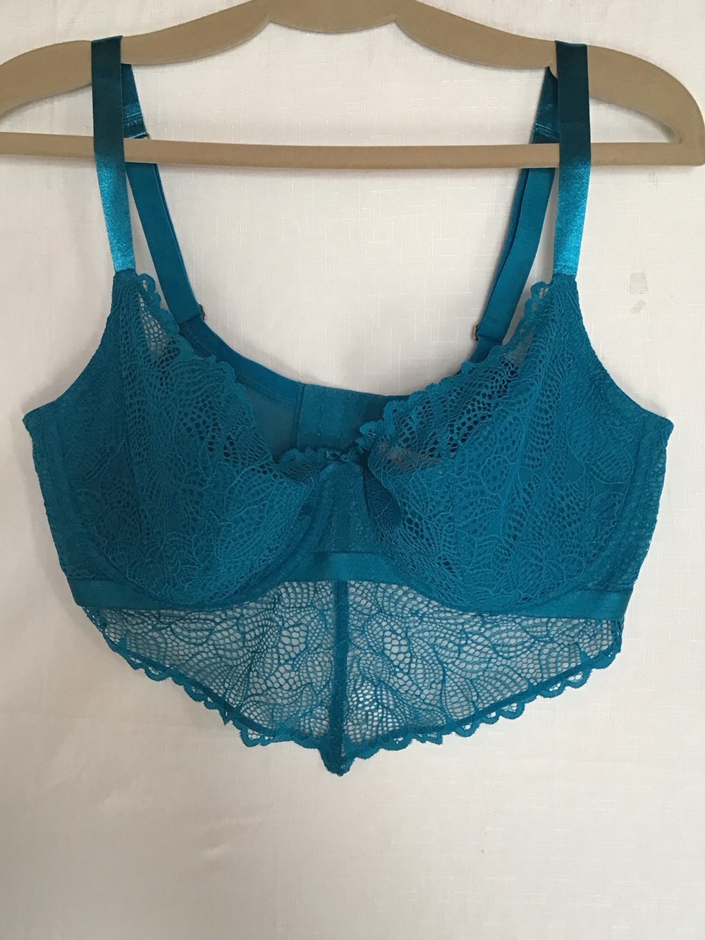 Cacique Women’s Teal Lace Longline Bra - Women Intimates size 38 F - Picture 2 of 9